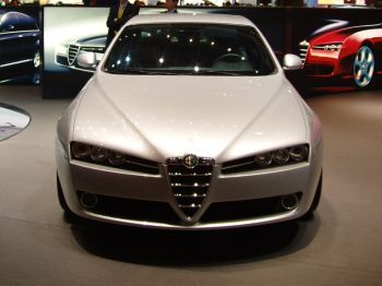 Alfa Romeo 159 presented by Giugiaro at the 2005 Geneva Salon