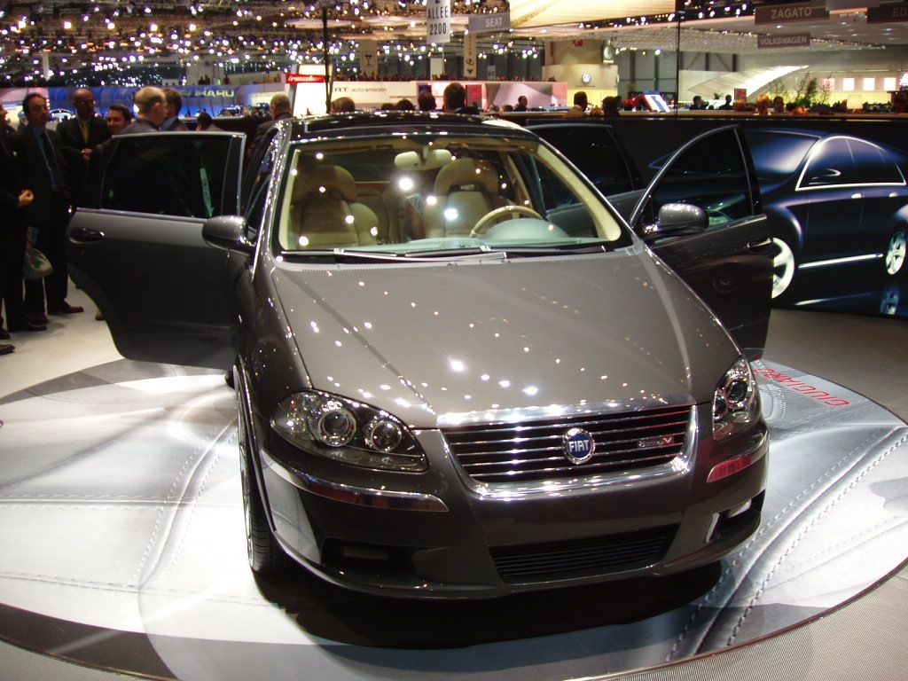 Fiat Croma 8TTO V at the 2005 Geneva International Motor Show