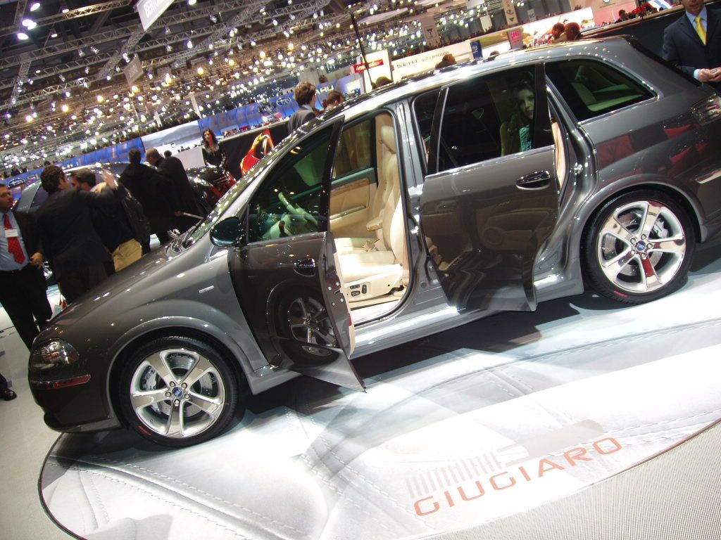 Fiat Croma 8TTO V at the 2005 Geneva International Motor Show