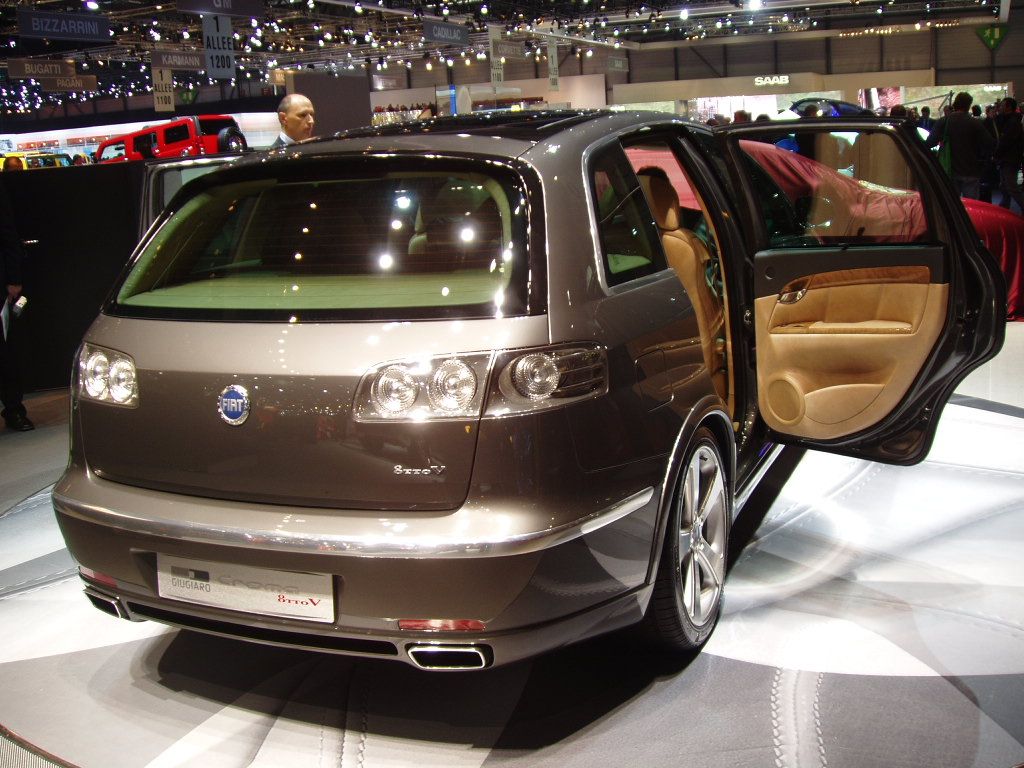 Fiat Croma 8TTO V at the 2005 Geneva International Motor Show