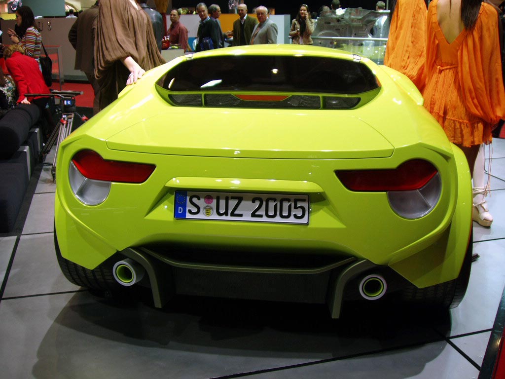 Fenomen Holistic Design Stratos concept at the 2005 Geneva Salon