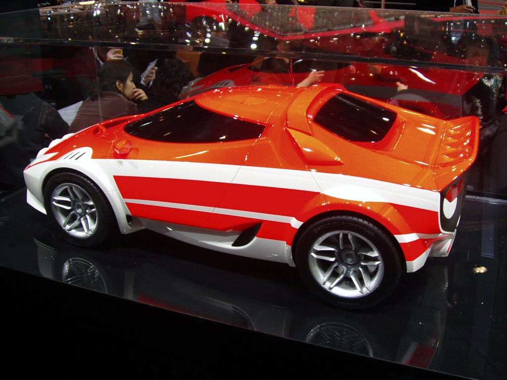 Fenomen Holistic Design Stratos concept at the 2005 Geneva Salon