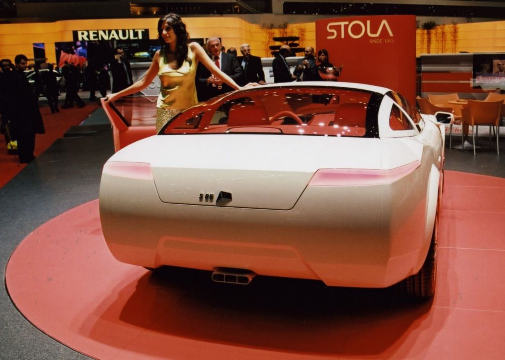 Stola S86 at the 2005 Geneva International Motor Show
