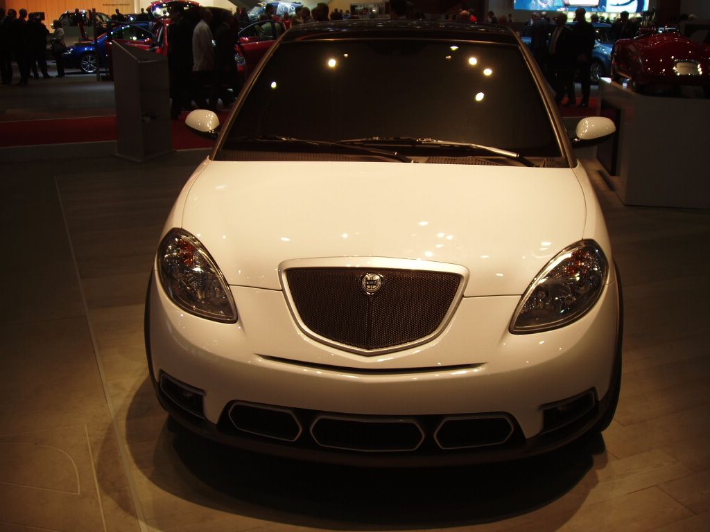 Lancia Ypsilon Sport on the Zagato stand at the 2005 Geneva Salon