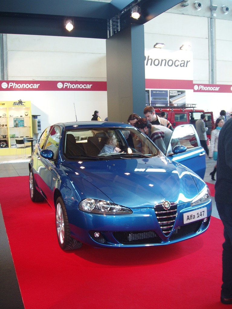 Alfa Romeo 47 1.9JTD with iPod pack at the 2005 Rimini My Specal Car Show