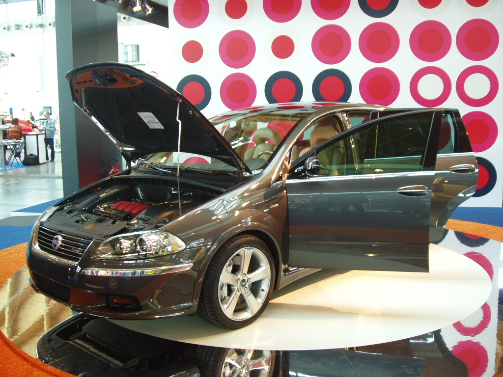 Giugiaro Fiat Croma 8ttoV at the 2005 'My Special Car' Show in Rimini