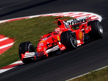 Although the Ferrari F2005 has definitely moved forward on all fronts in development terms, the car-tyre package in Spain, as in Imola a fortnight ago, still seems to struggle when faced with the need to produce a single qualifying lap