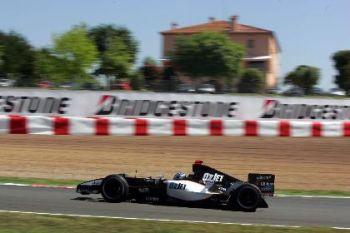 This afternoon’s first qualifying session for the Spanish Grand Prix resulted in the 17th and 18th fastest times respectively for Minardi F1 Team drivers, Christijan Albers and Patrick Friesacher
