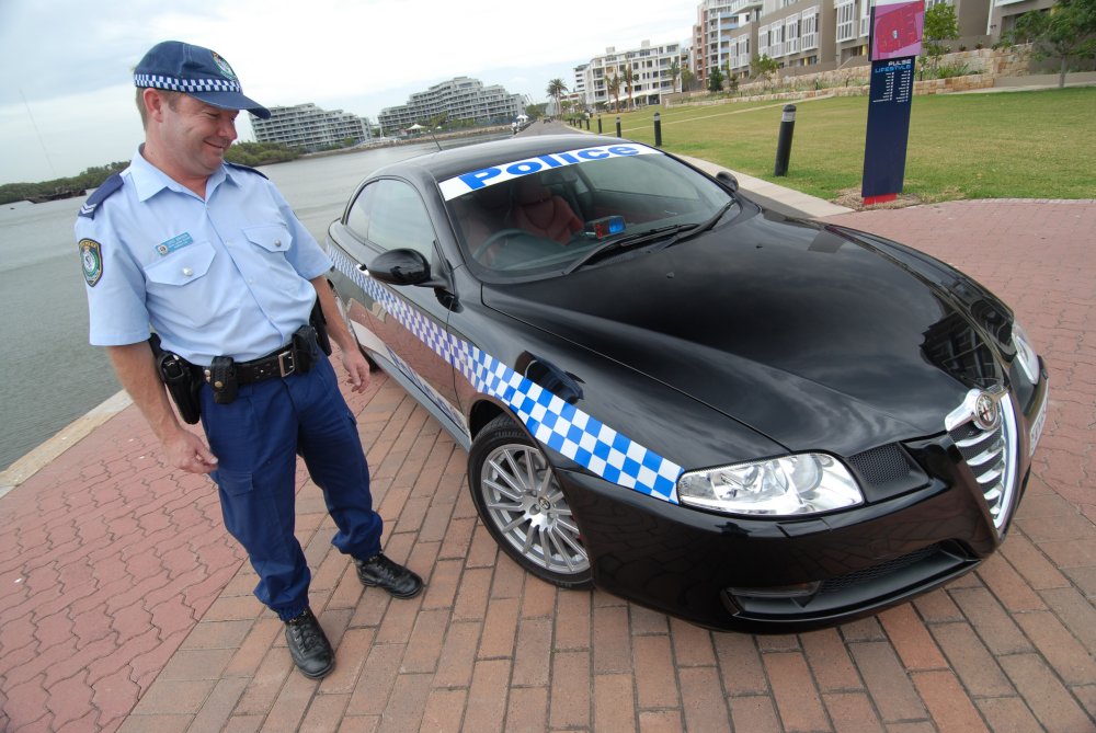 ALFA ROMEO GT AUSTRALIAN POLICE