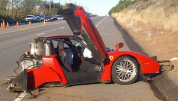 FERRARI ENZO