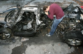 Ferrari on 27 11 2006 Another Ferrari Enzo Is Destroyed After A Dramatic Crash