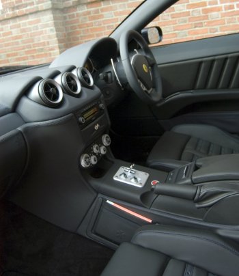 FERRARI 612 SCAGLIETTI WALLPAPER