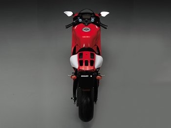 DUCATI DESMOSEDICI RR