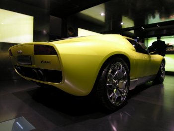 Lamborghini Miura Concept on For Its European Public Debut Walter De Silva Styled Miura  Concept