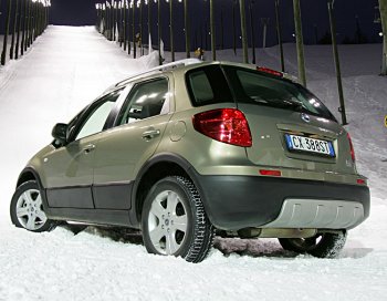 FIAT PANDA SEDICI 4X4