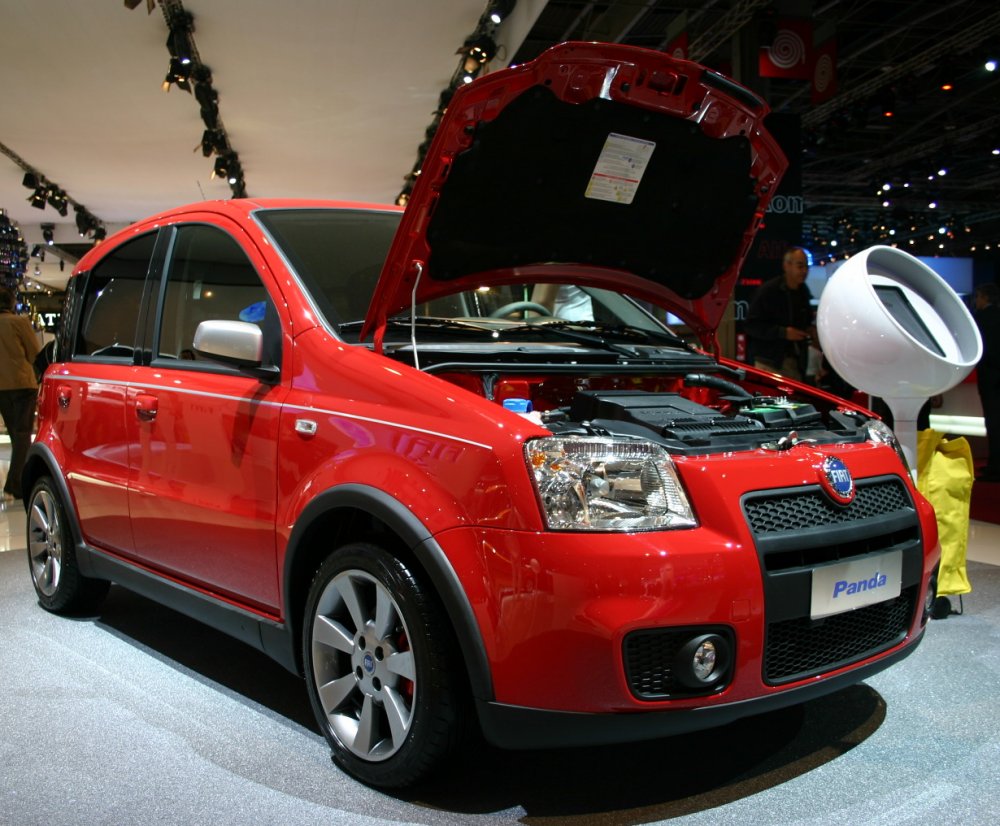 FIAT PANDA 100 HP - 2006 PARIS MOTOR SHOW