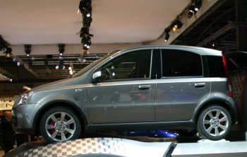 FIAT PANDA 100 HP - 2006 PARIS MOTOR SHOW