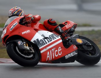 DUCATI DESMOSEDICI GP6