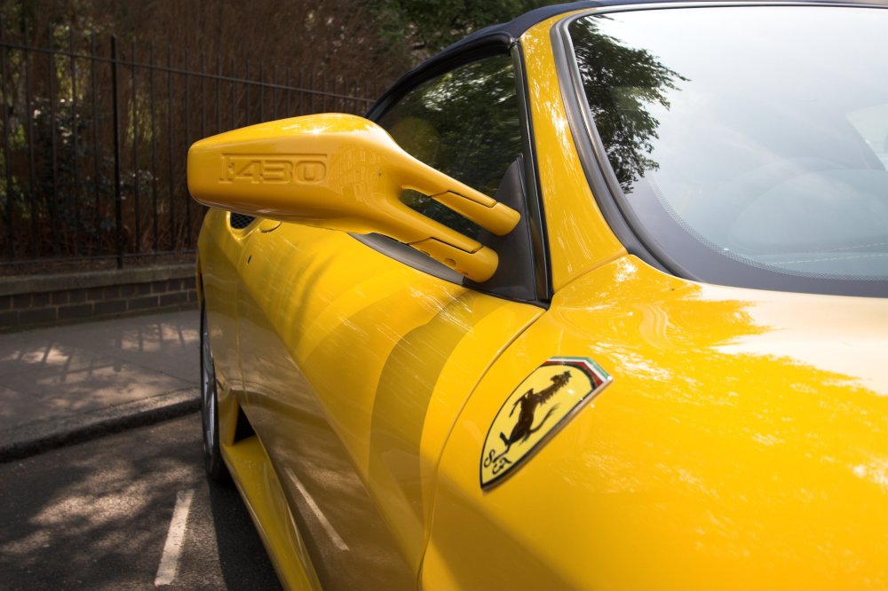 FERRARI 60 RELAY - ST JAMES SQUARE, LONDON