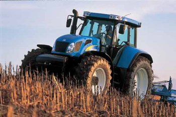 NEW HOLLAND TRACTOR