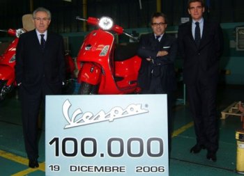 Vespa 100,000th 2006