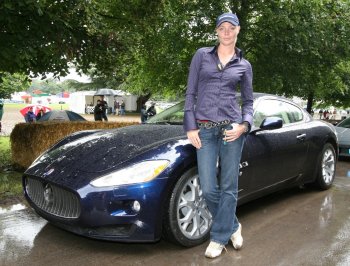 JODIE KIDD - MASERATI GRANTURISMO