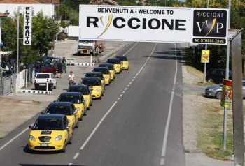 LANCIA YPSILON SPORT MOMODESIGN