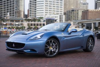 FERRARI CALIFORNIA