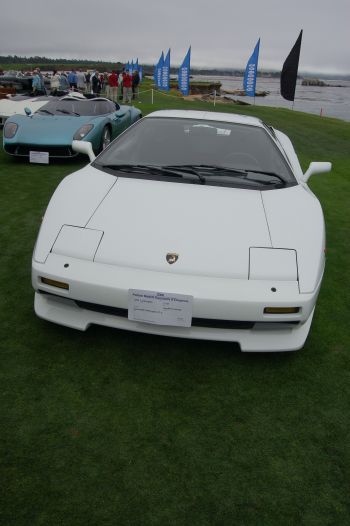 LAMBORGHINI P140