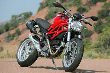 DUCATI MONSTER 1100 S