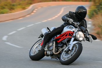 DUCATI MONSTER 1100 S