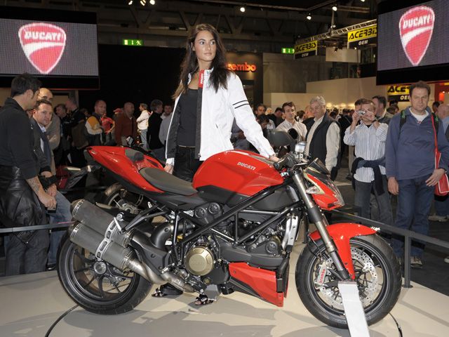 DUCATI STREETFIGHTER