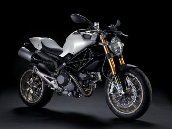 DUCATI MONSTER 1100S