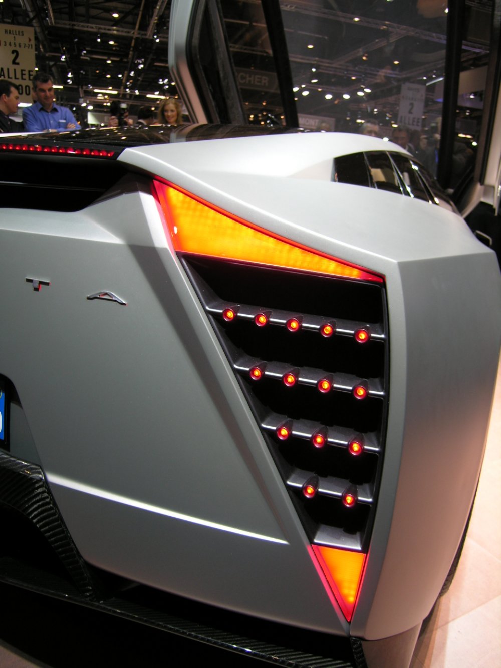 GIUGIARO ITALDESIGN QUARANTA