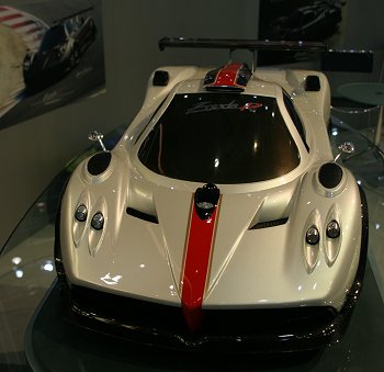 PAGANI ZONDA R