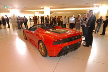 ZAGAME FERRARI - FERRARI SCUDERIA SPIDER 16M LAUNCH