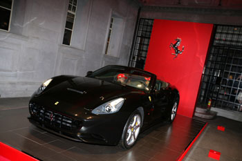 FERRARI CALIFORNIA - SHANGHAI