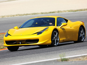 FERRARI 458 ITALIA