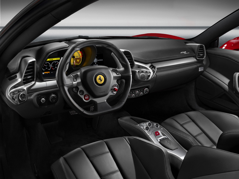 FERRARI 458 ITALIA