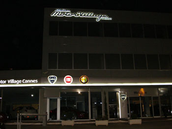 ITALIAN MOTOR VILLAGE CANNES