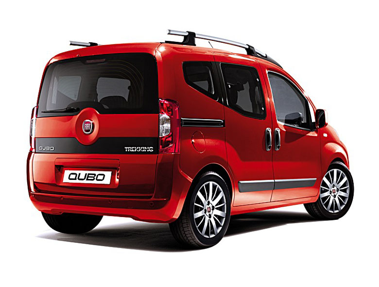 FIAT QUBO TREKKING TRACTION+