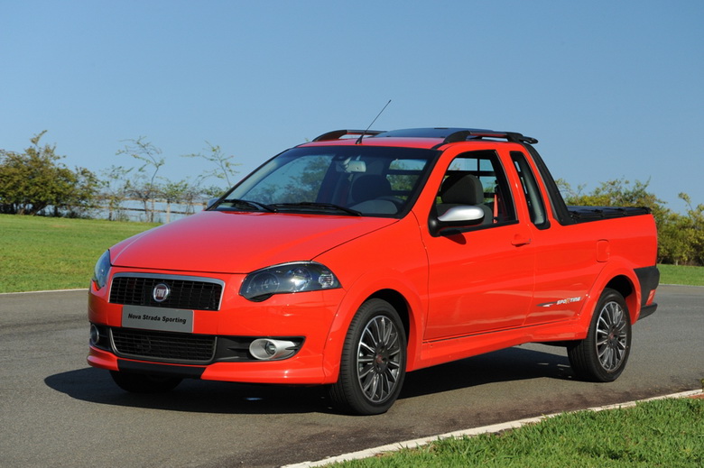 NOVA FIAT STRADA SPORTING 1.8 FLEX