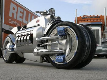 DODGE TOMAHAWK