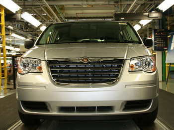 CHRYSLER TOWN & COUNTRY