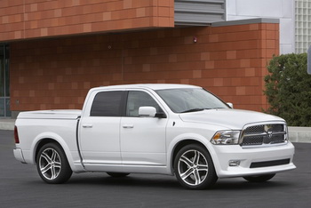 MOPAR ACCESSORISED VEHICLE AT SEMA 2009