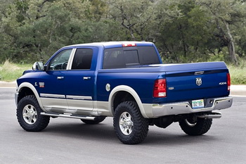 MOPAR ACCESSORISED VEHICLE AT SEMA 2009