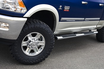 MOPAR ACCESSORISED VEHICLE AT SEMA 2009