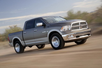 DODGE RAM TRUCK 2010
