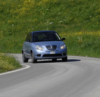 LANCIA YPSILON ECOCHIC