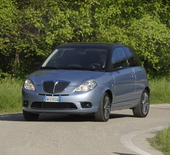 LANCIA YPSILON ECOCHIC